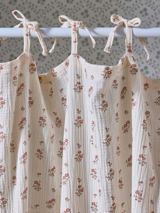 Cotton gauze curtain with ties
