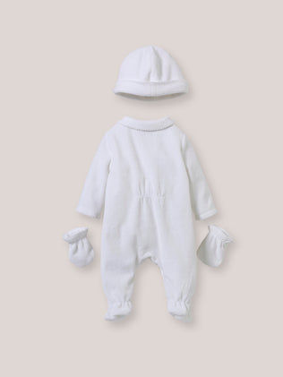 Maternity kit: sleepsuit, hat and mittens